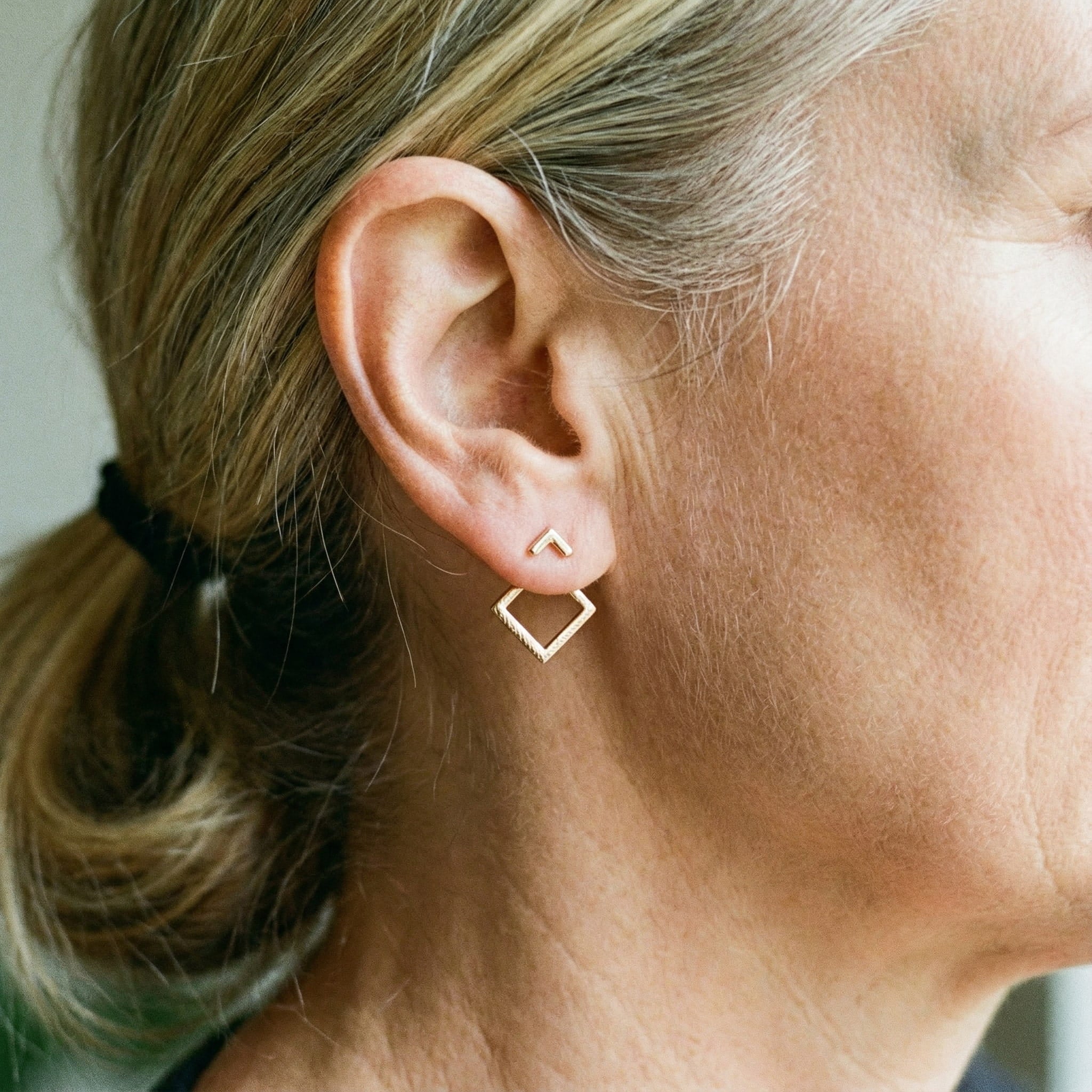 Pendientes Baños de Oro con Múltiples Capas