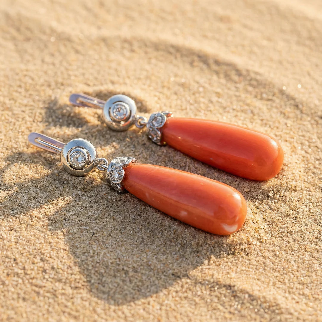 Pendientes Colgantes de Coral Antiguos Bohemios
