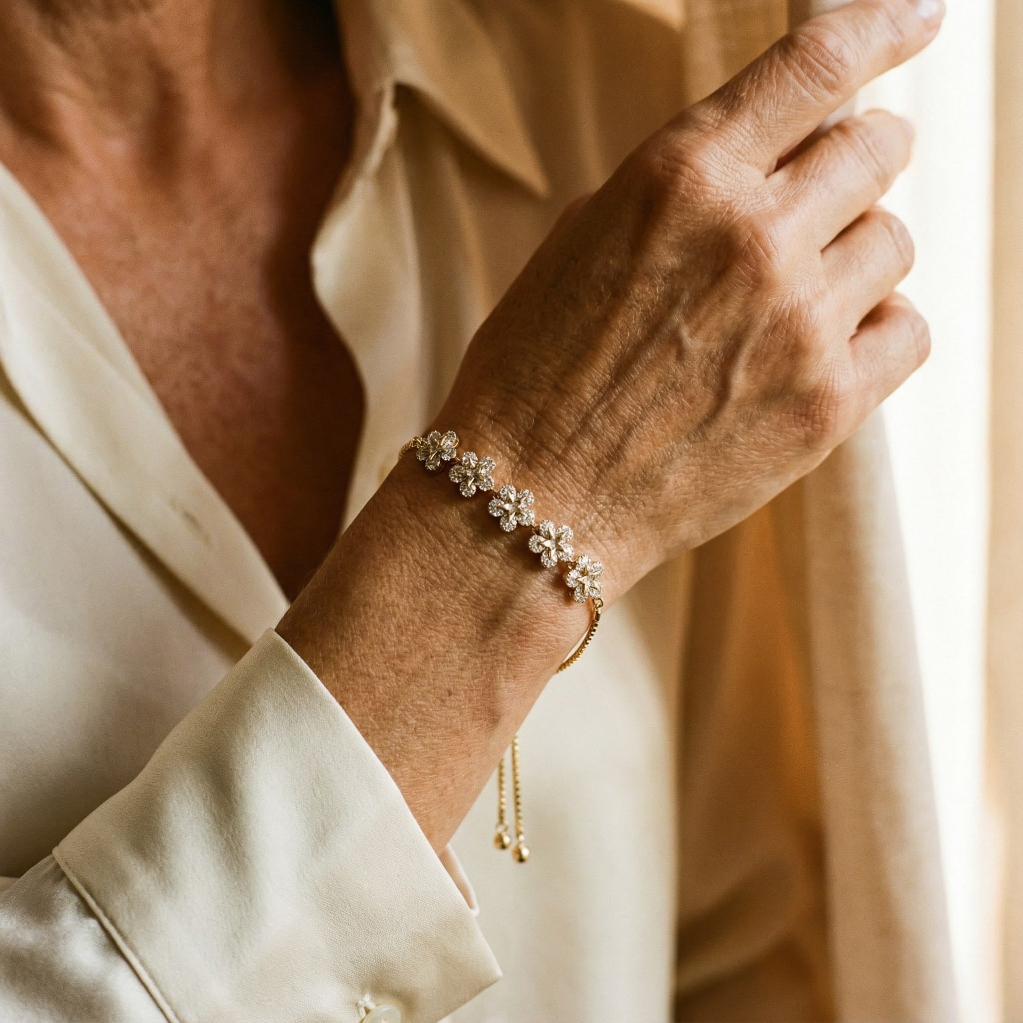 Pulsera Margarita de Cristal en Oro