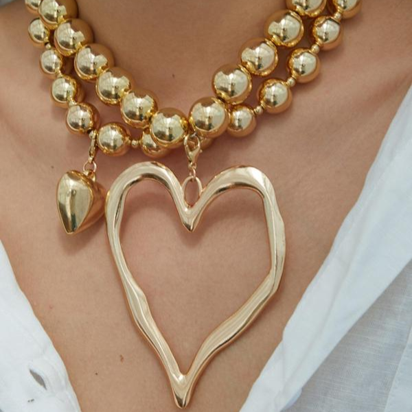 Conjunto de 2 collares con cuentas en forma de corazón